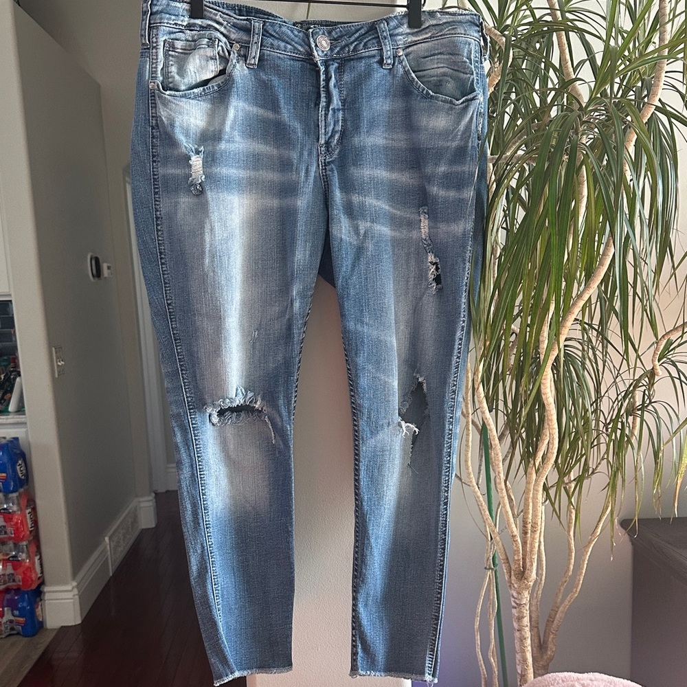 Silver Jeans Distressed Blue Women's Jeans